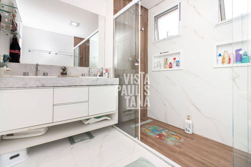 Apartamento, 3 quartos, 210 m² - Foto 1