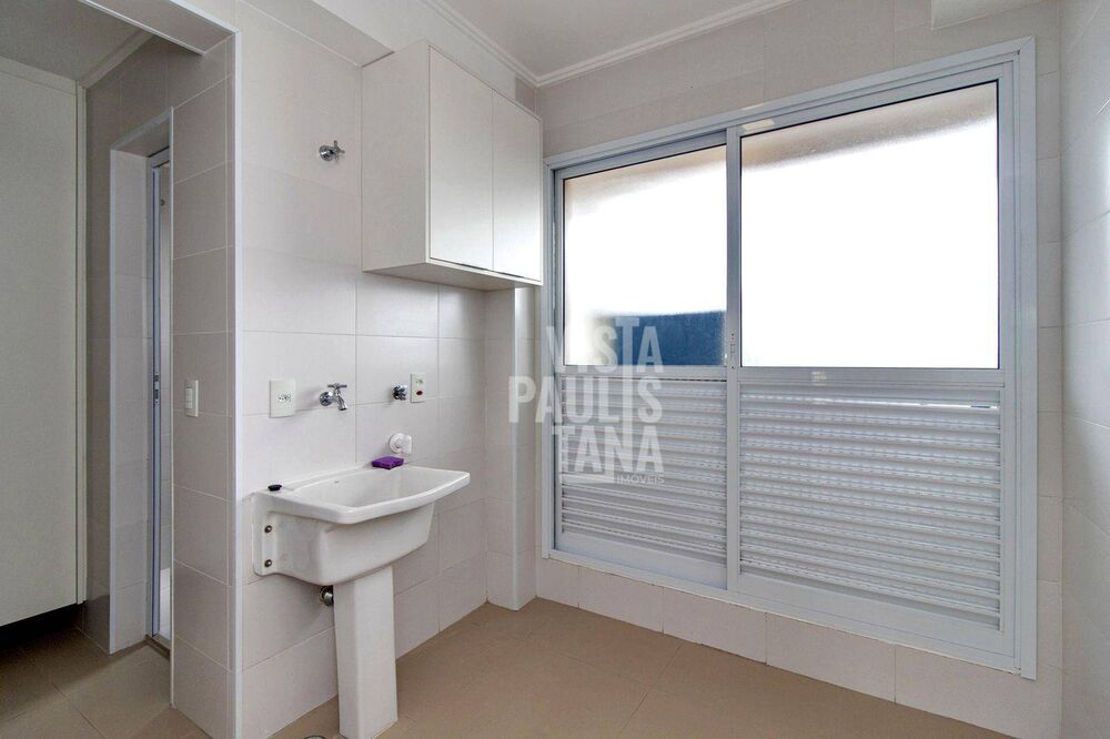 Apartamento para alugar com 3 quartos, 136m² - Foto 5