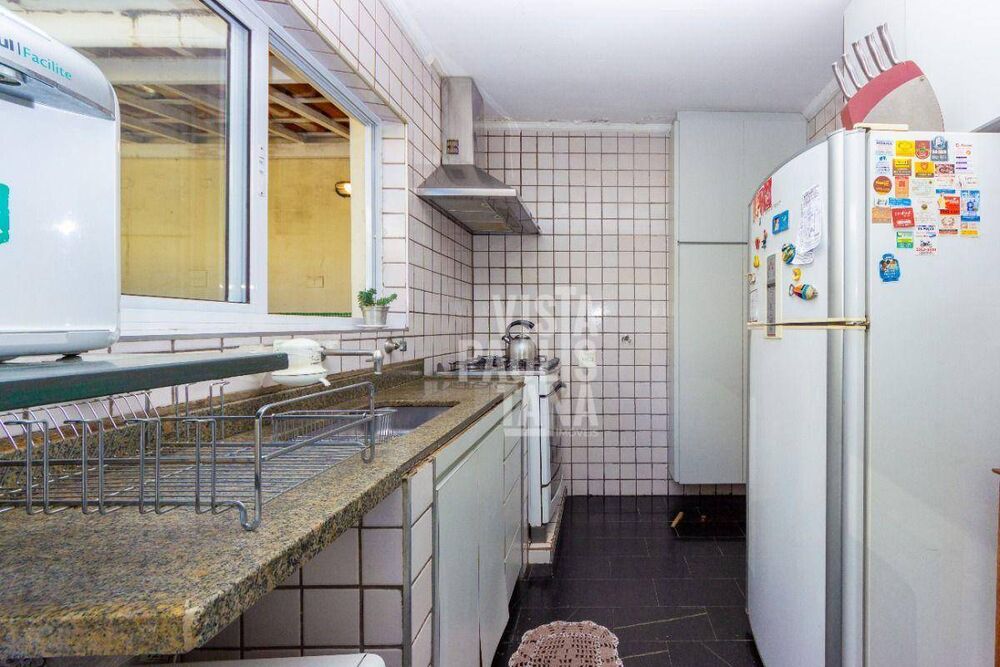 Casa à venda com 3 quartos, 168m² - Foto 11