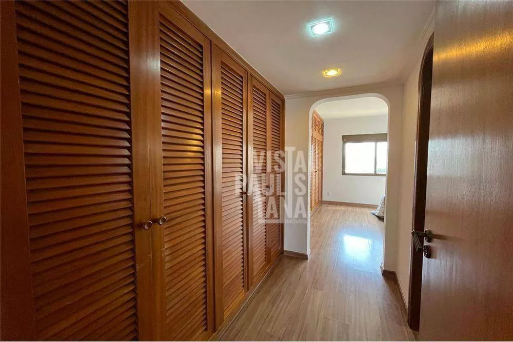 Cobertura, 3 quartos, 246 m² - Foto 1