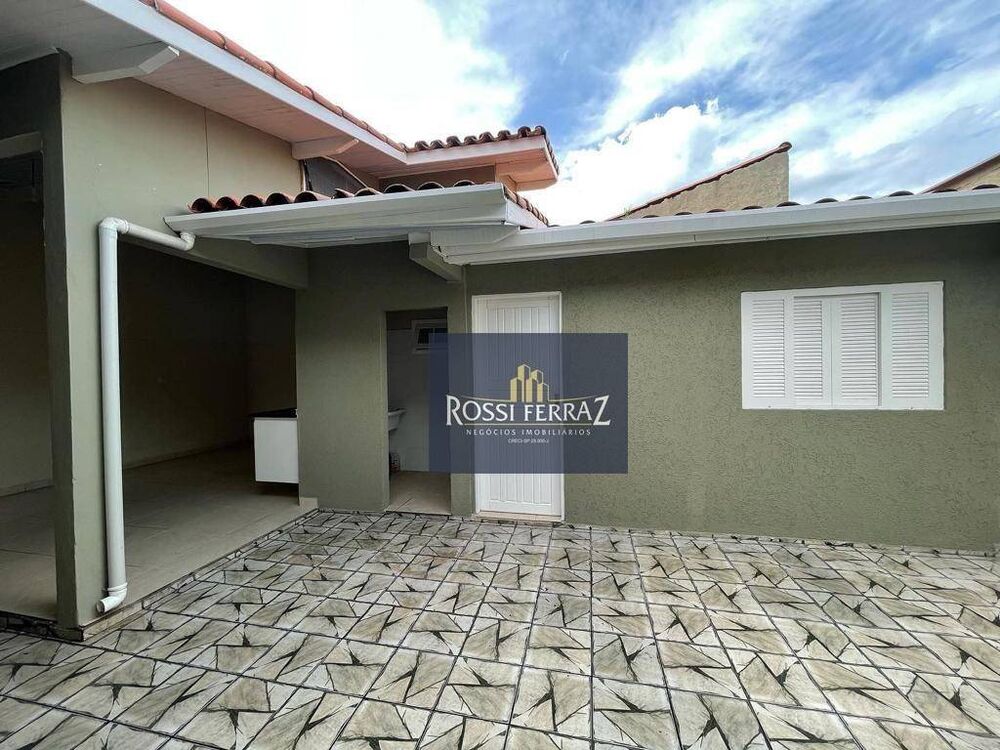 Casa, 4 quartos, 185 m² - Foto 1