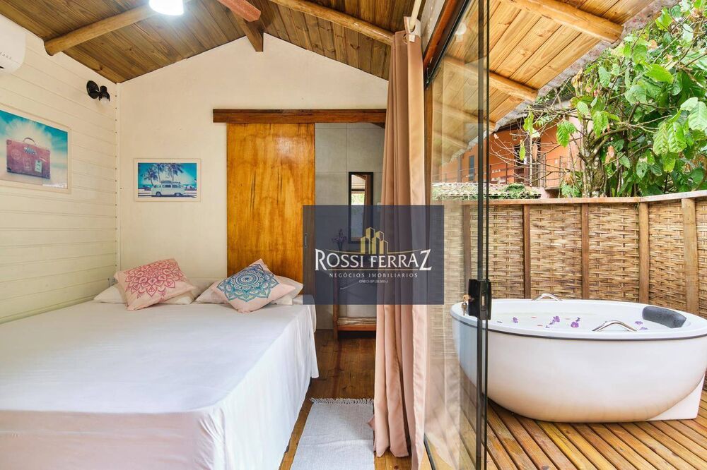 Chácara à venda e aluguel com 4 quartos, 1800M2 - Foto 1