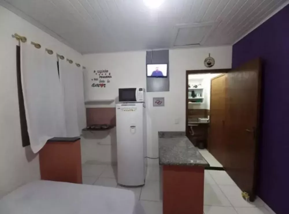 Casa à venda com 8 quartos, 150m² - Foto 14