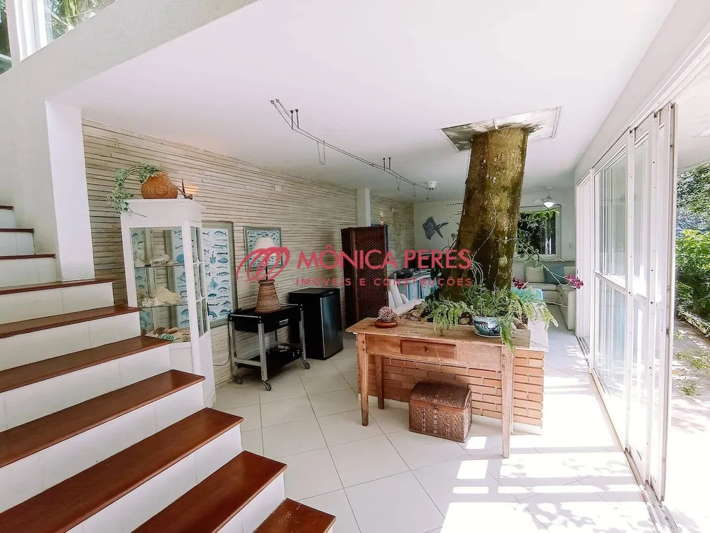 Casa, 5 quartos, 350 m² - Foto 1