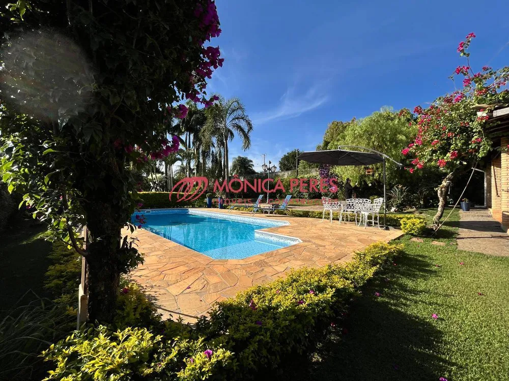 Casa, 4 quartos, 236 m² - Foto 2