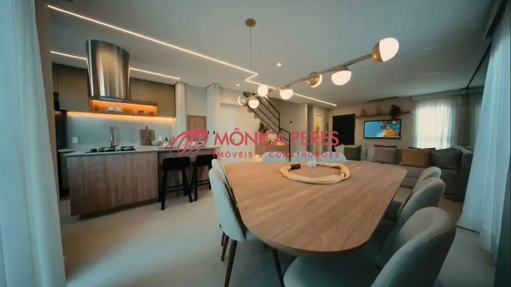Casa, 4 quartos, 178 m² - Foto 1