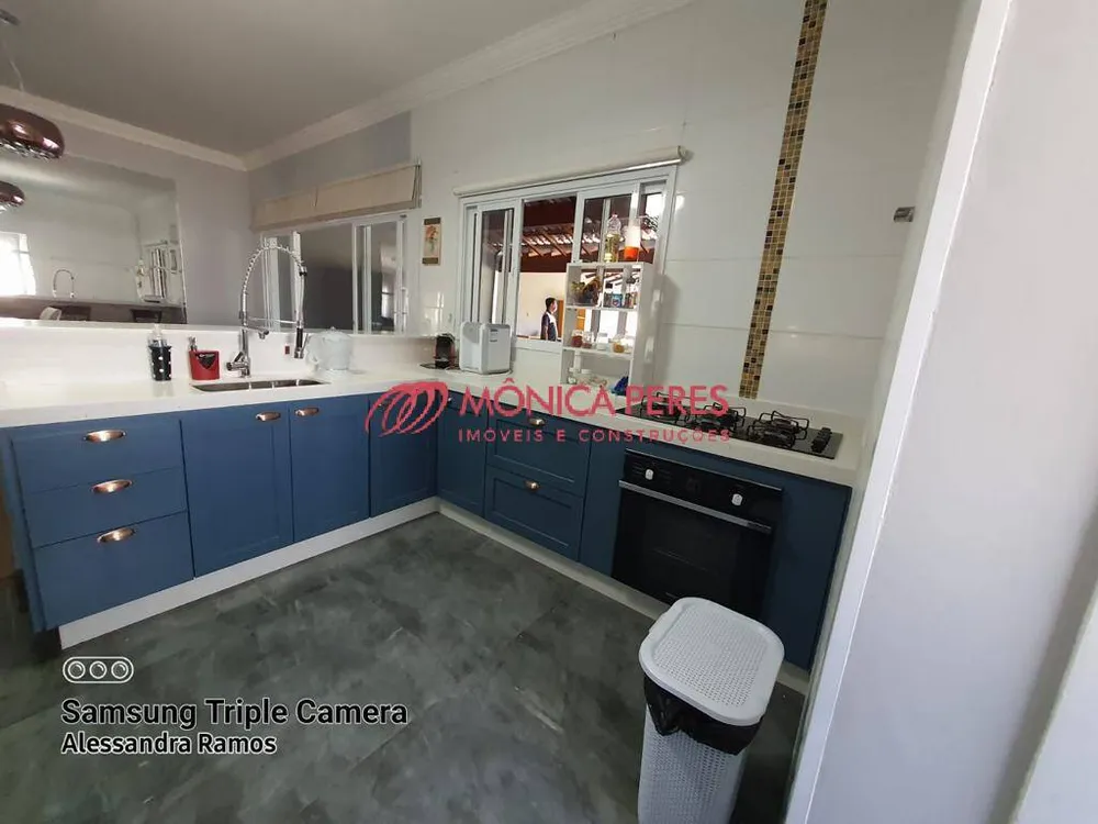 Casa, 4 quartos, 240 m² - Foto 4