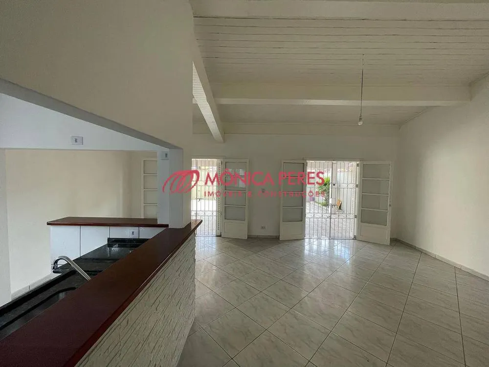 Casa, 4 quartos, 210 m² - Foto 4