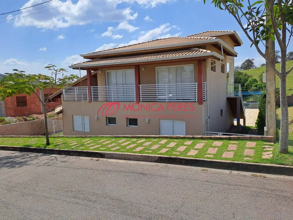 Casa à venda com 4 quartos, 383m² - Foto 1