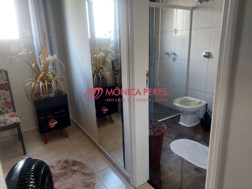 Casa à venda com 4 quartos, 240m² - Foto 23