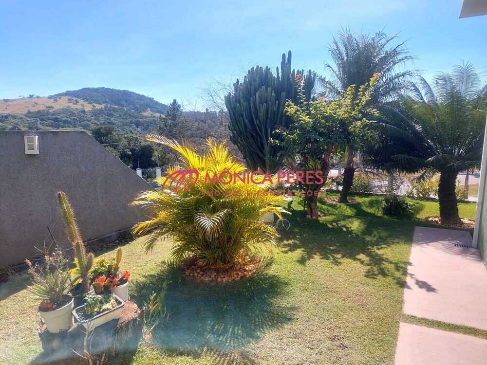 Casa à venda com 4 quartos, 240m² - Foto 13