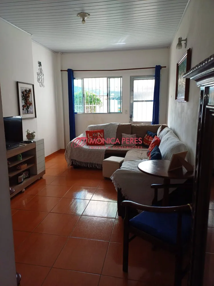 Casa, 4 quartos, 156 m² - Foto 1