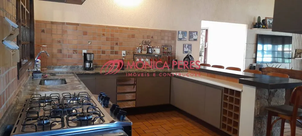 Casa, 4 quartos, 327 m² - Foto 3