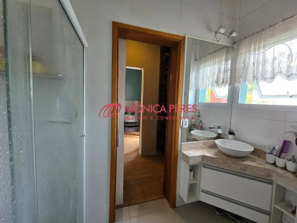 Casa, 3 quartos, 227 m² - Foto 2