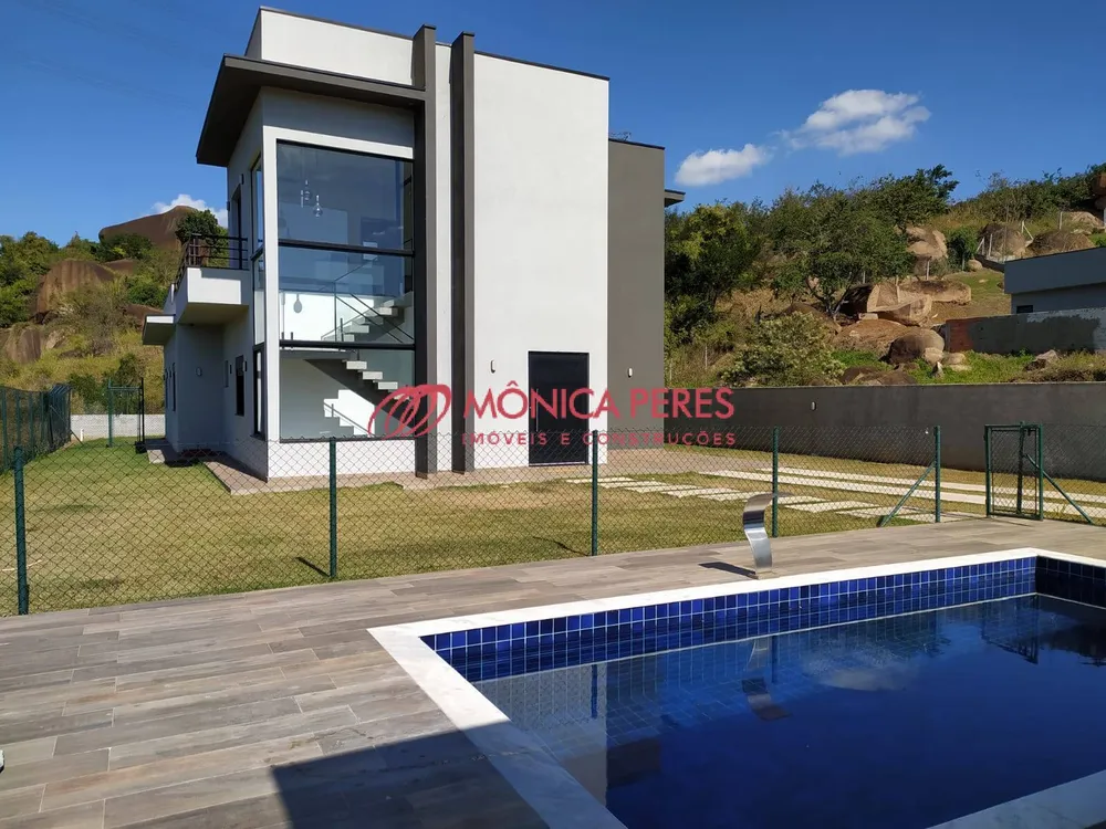 Casa, 4 quartos, 593 m² - Foto 1