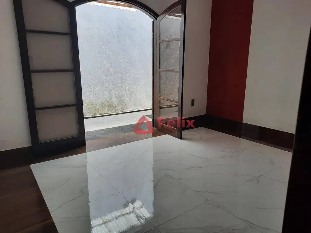 Casa, 3 quartos, 294 m² - Foto 11