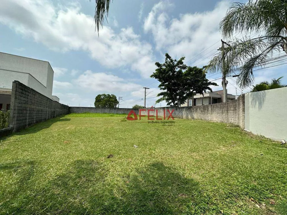 Loteamento e Condomínio, 540 m² - Foto 1