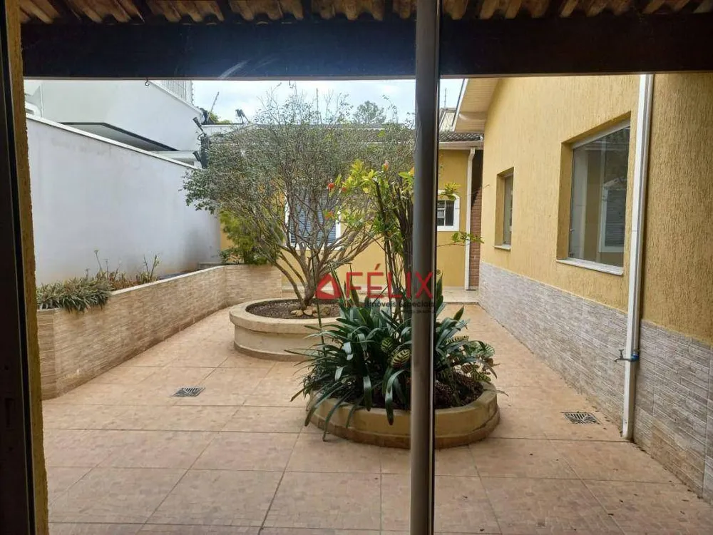 Sobrado, 5 quartos, 301 m² - Foto 4