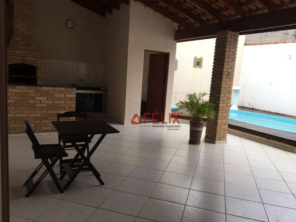 Casa, 3 quartos, 85 m² - Foto 1