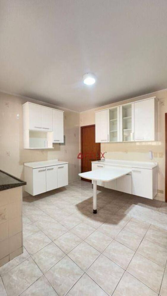 Apartamento, 3 quartos, 125 m² - Foto 1