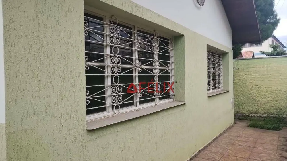 Casa, 4 quartos, 262 m² - Foto 1