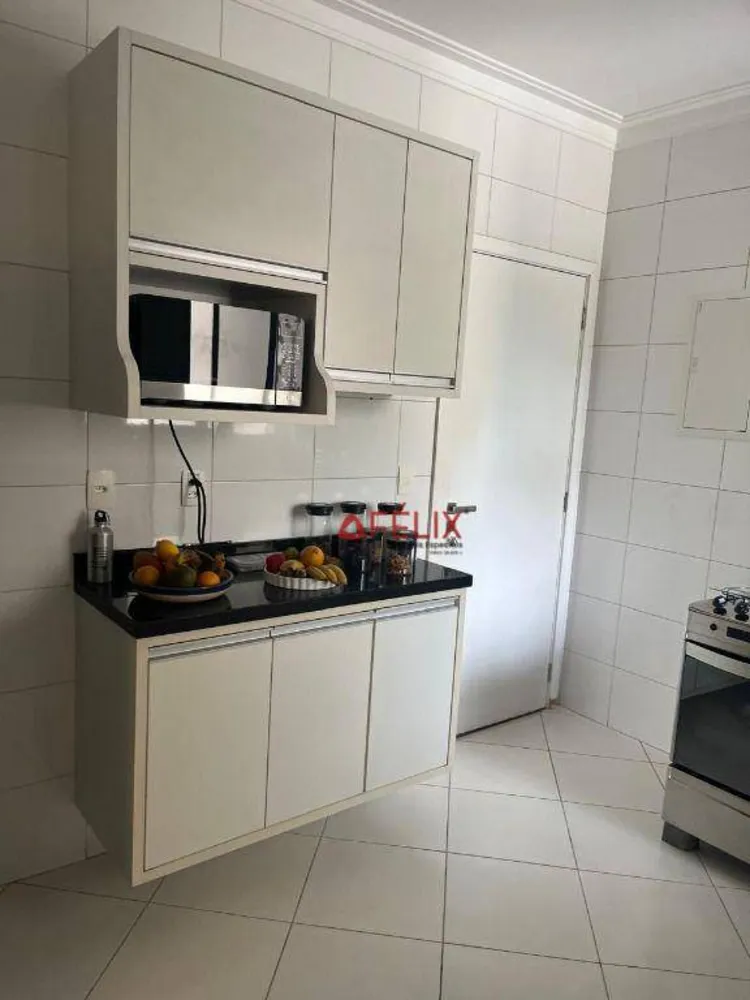 Apartamento, 3 quartos, 130 m² - Foto 2