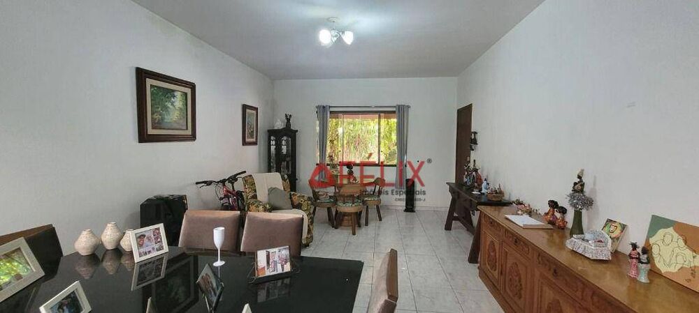 Casa, 3 quartos, 321 m² - Foto 4