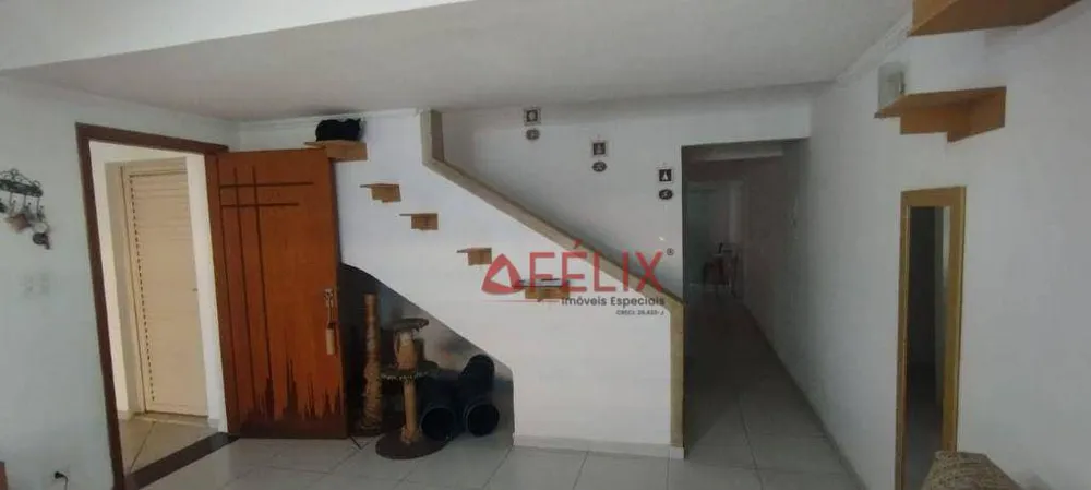 Casa, 3 quartos, 154 m² - Foto 2