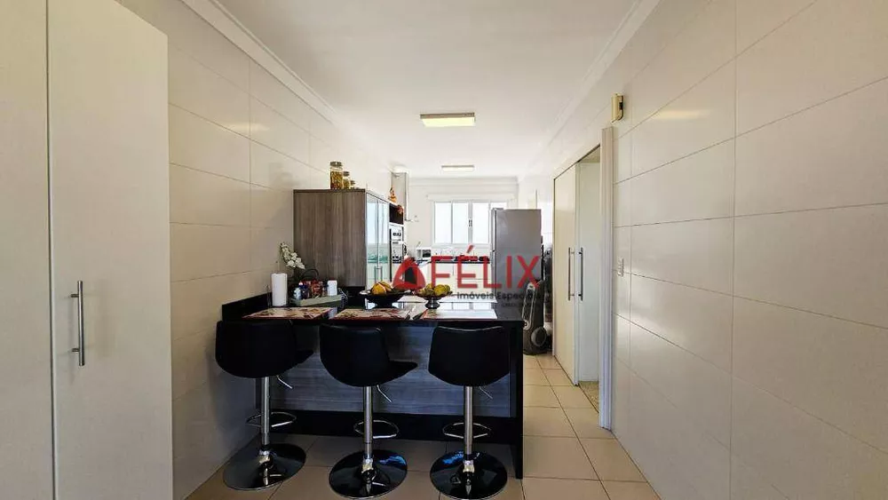 Apartamento, 3 quartos, 196 m² - Foto 3