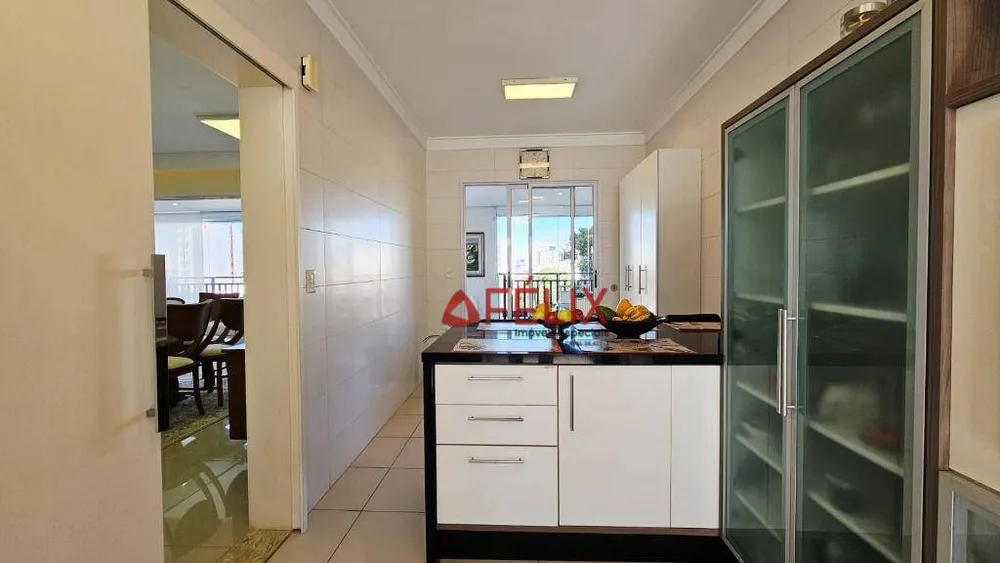 Apartamento, 3 quartos, 196 m² - Foto 15