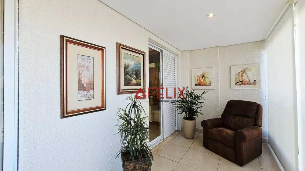 Apartamento, 3 quartos, 196 m² - Foto 2