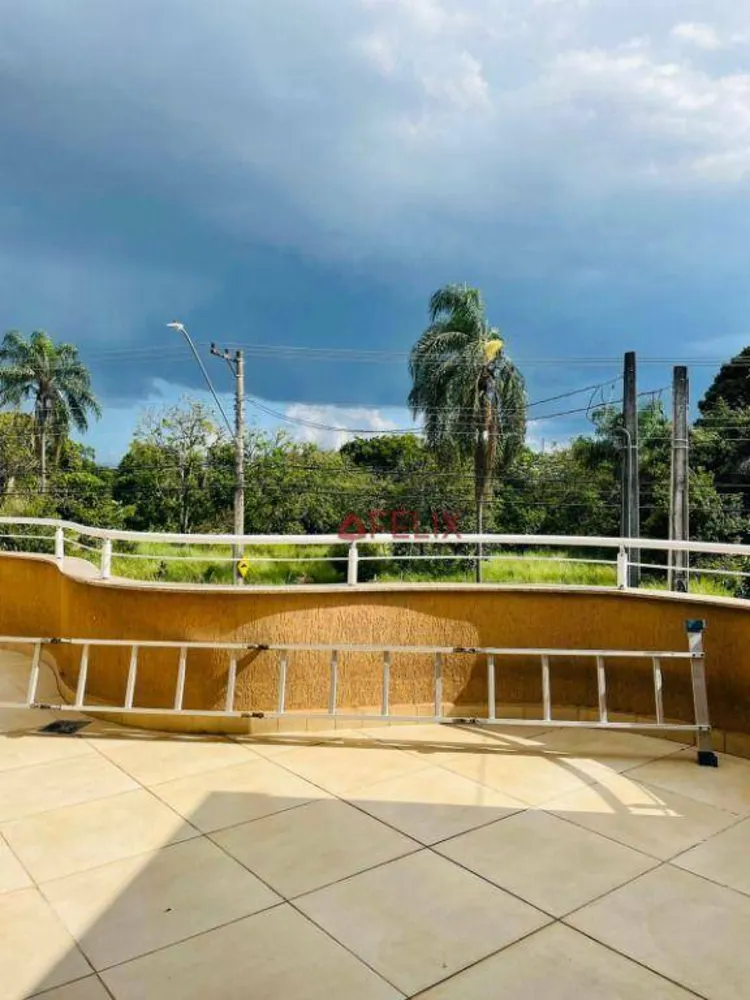 Casa, 3 quartos, 252 m² - Foto 8