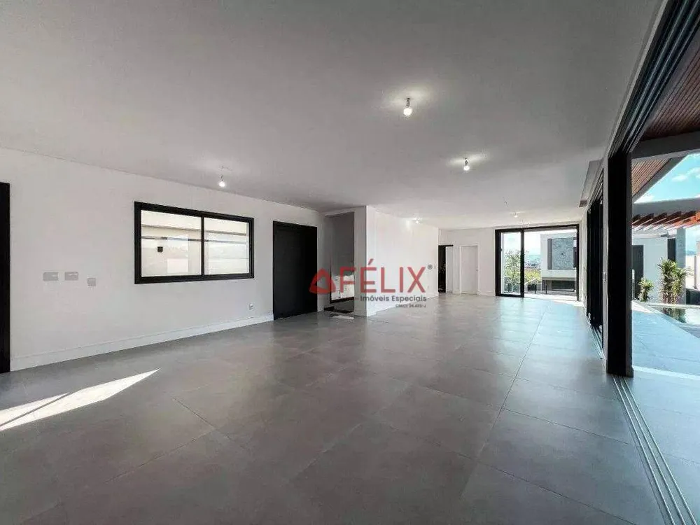 Sobrado, 5 quartos, 495 m² - Foto 2