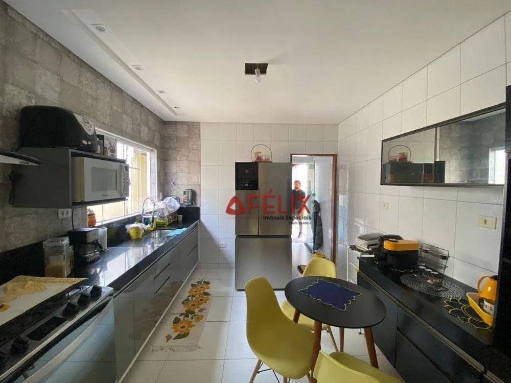 Casa, 3 quartos, 170 m² - Foto 9