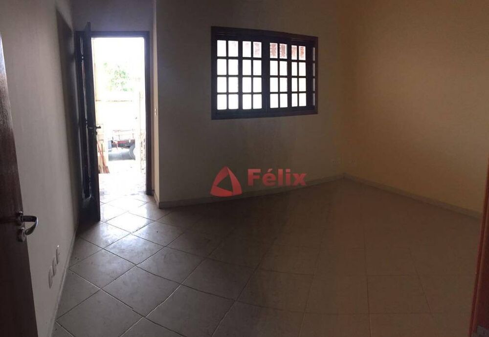 Casa, 3 quartos, 113 m² - Foto 2