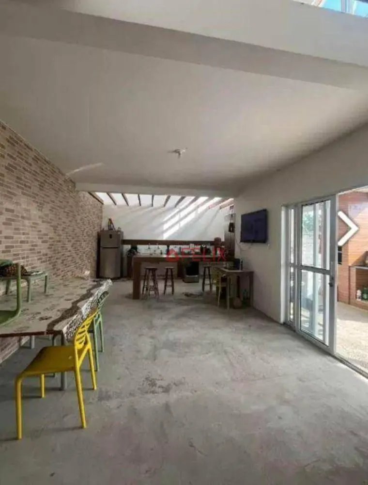 Chácara, 4 quartos, 640 m² - Foto 4