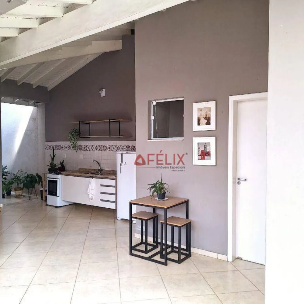 Sobrado, 6 quartos, 250 m² - Foto 2