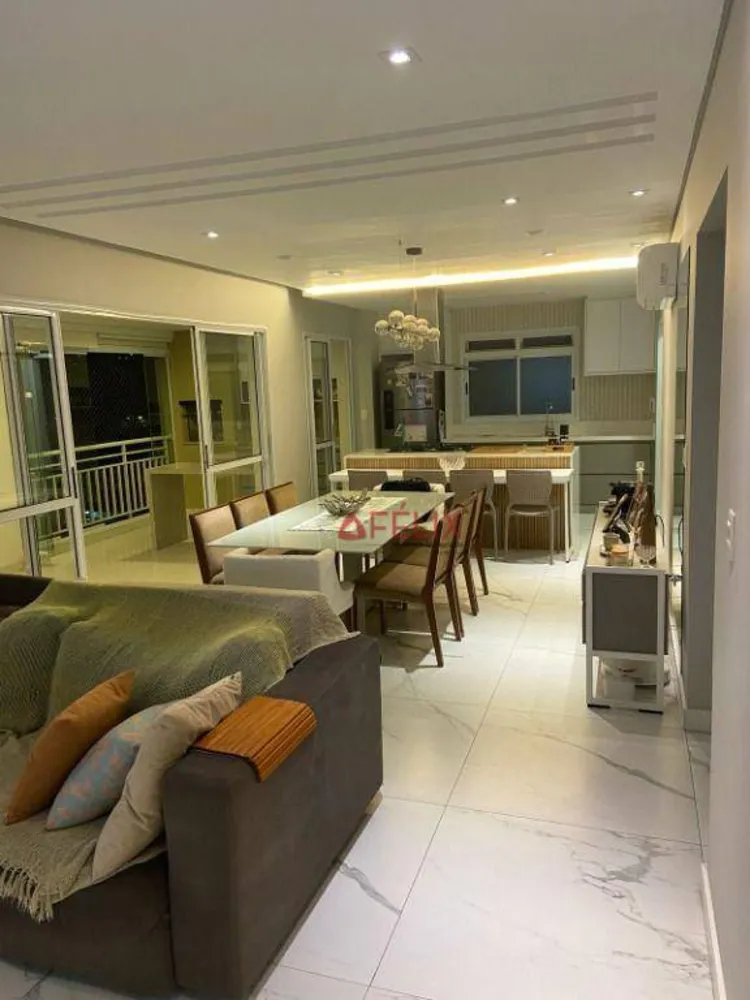 Apartamento, 3 quartos, 145 m² - Foto 1