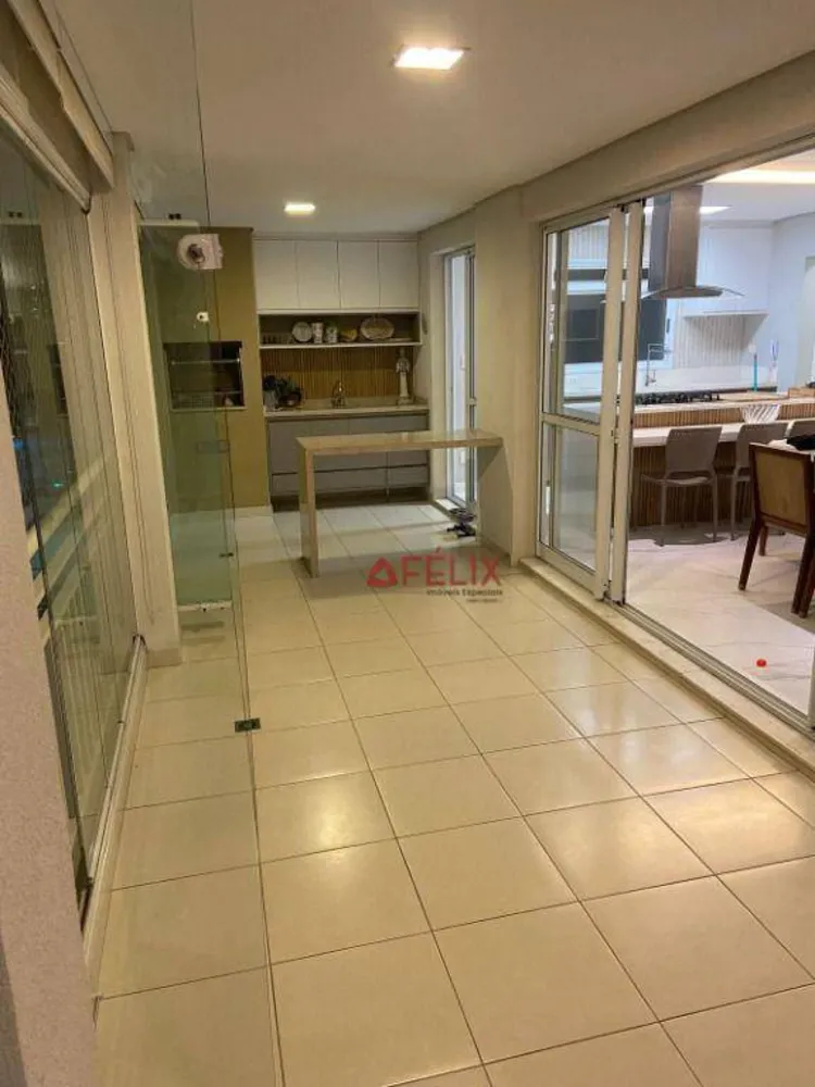 Apartamento, 3 quartos, 145 m² - Foto 2