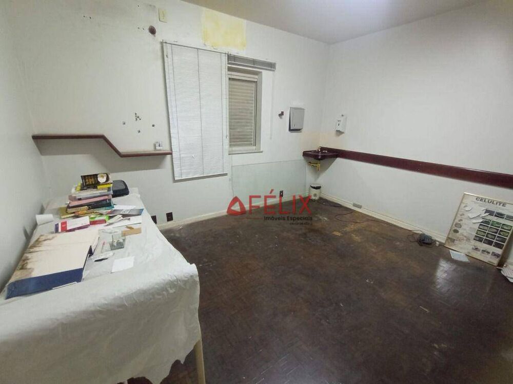 Casa à venda e aluguel com 5 quartos, 250m² - Foto 4