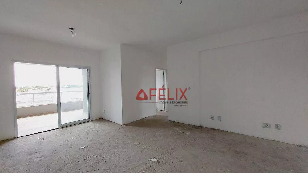 Apartamento à venda com 3 quartos, 112m² - Foto 3