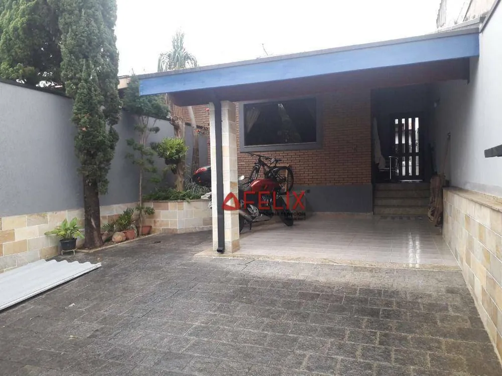 Casa, 3 quartos, 180 m² - Foto 1