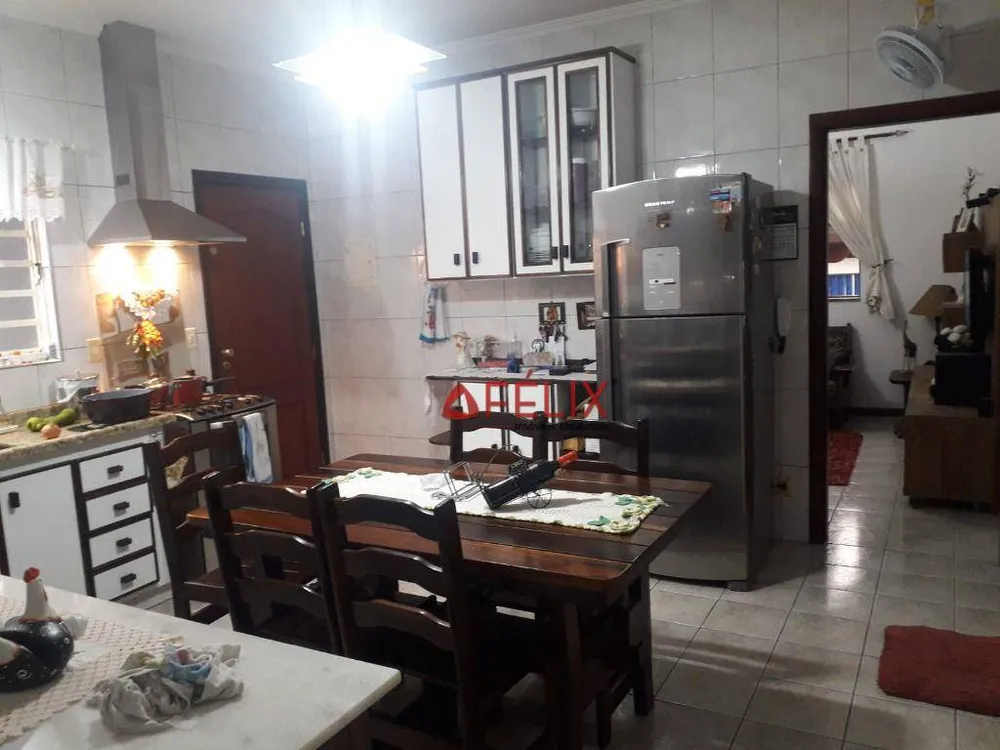 Casa, 3 quartos, 180 m² - Foto 6