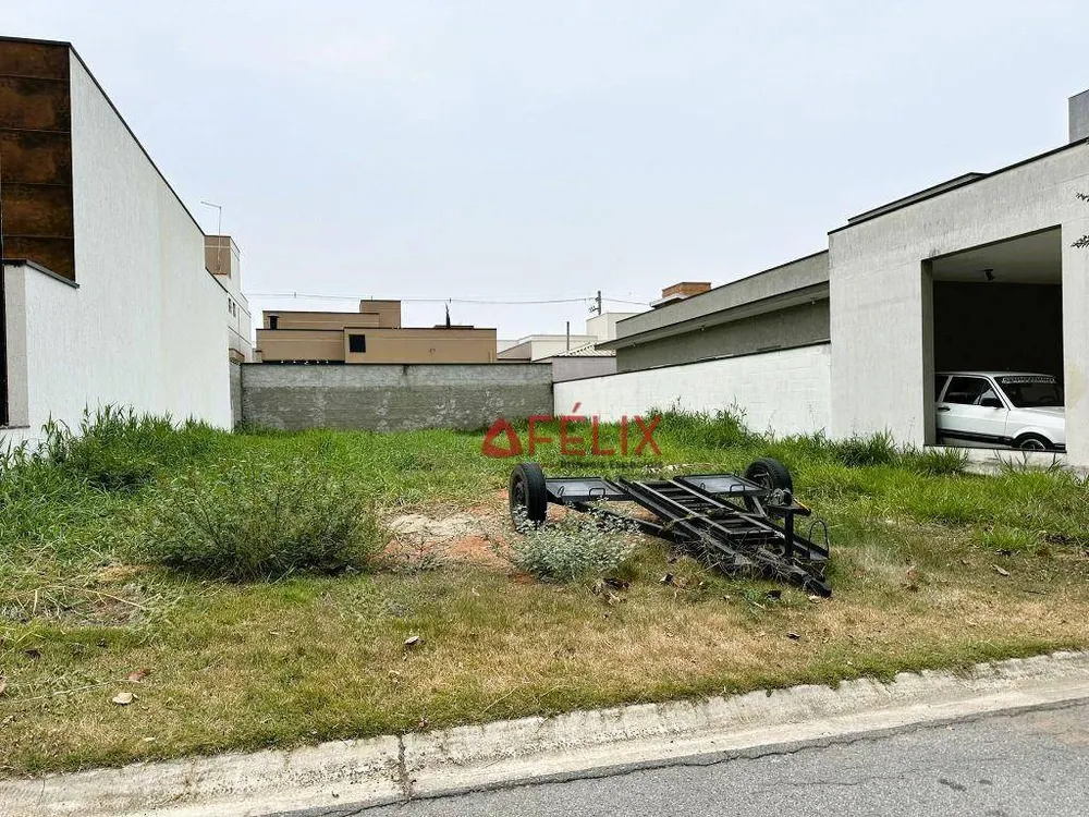 Loteamento e Condomínio, 250 m² - Foto 1