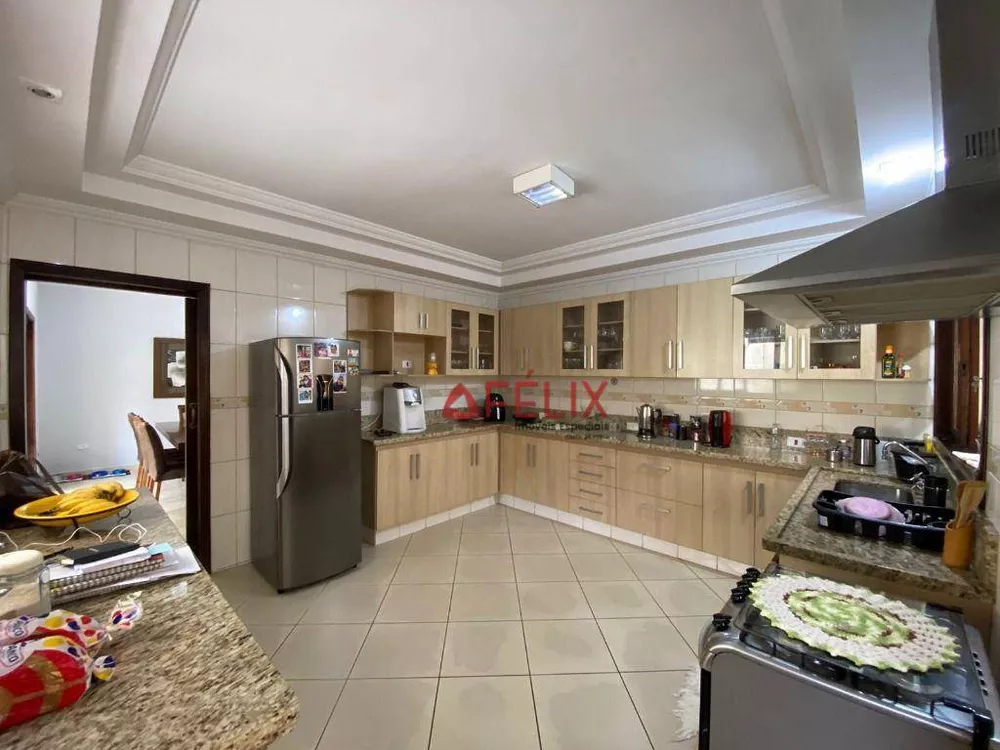 Casa, 3 quartos, 355 m² - Foto 6