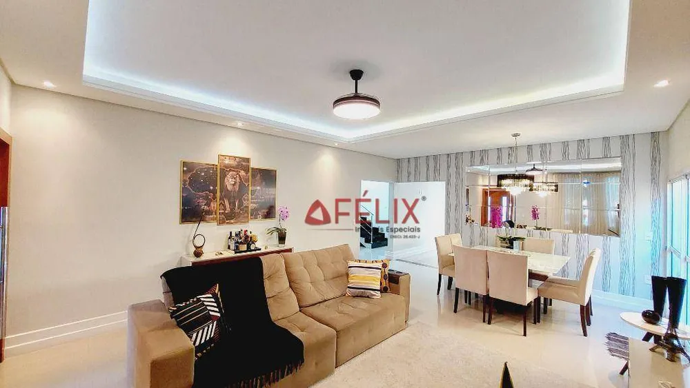 Sobrado, 4 quartos, 270 m² - Foto 1