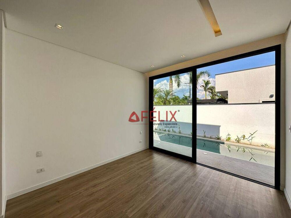 Casa de Condomínio à venda com 3 quartos, 215m² - Foto 9