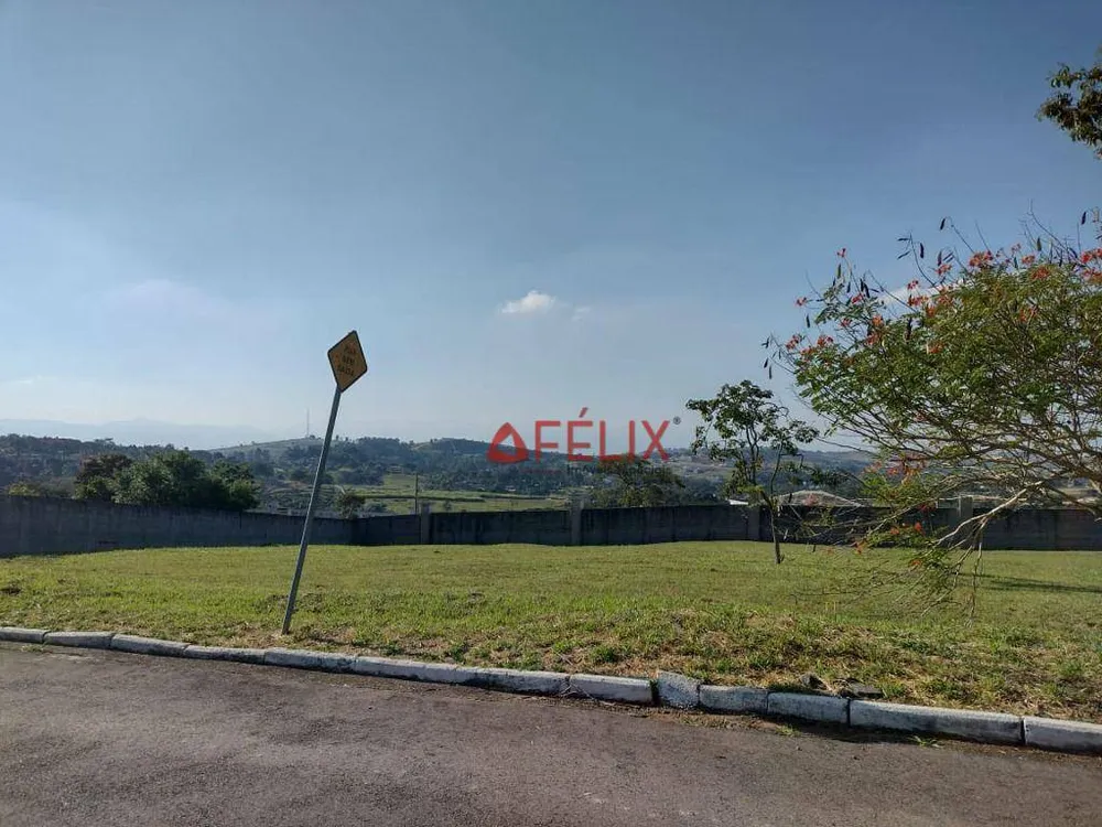 Loteamento e Condomínio, 1950 m² - Foto 1