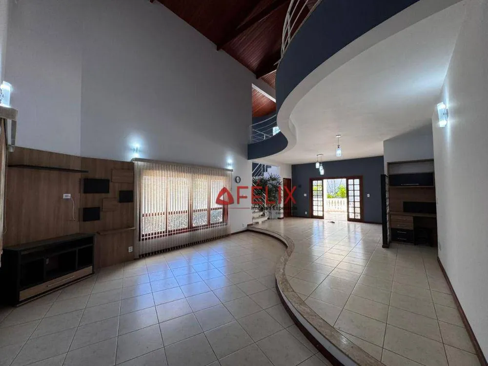 Sobrado, 4 quartos, 416 m² - Foto 1