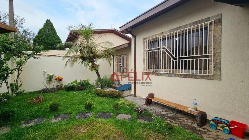 Casa, 3 quartos, 220 m² - Foto 1